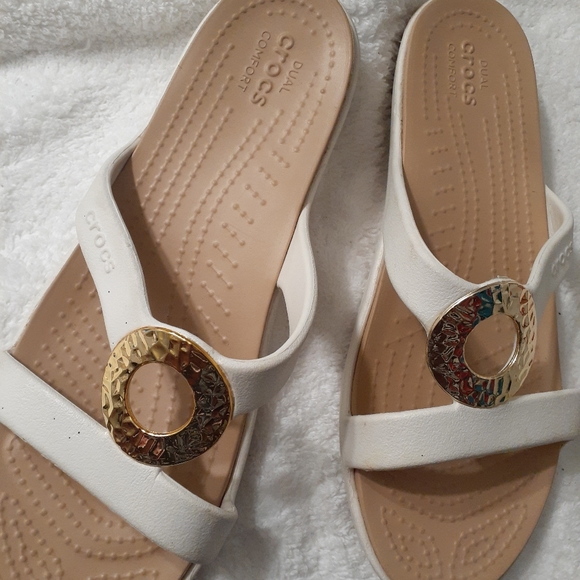 Crocs - Picture 9 of 9